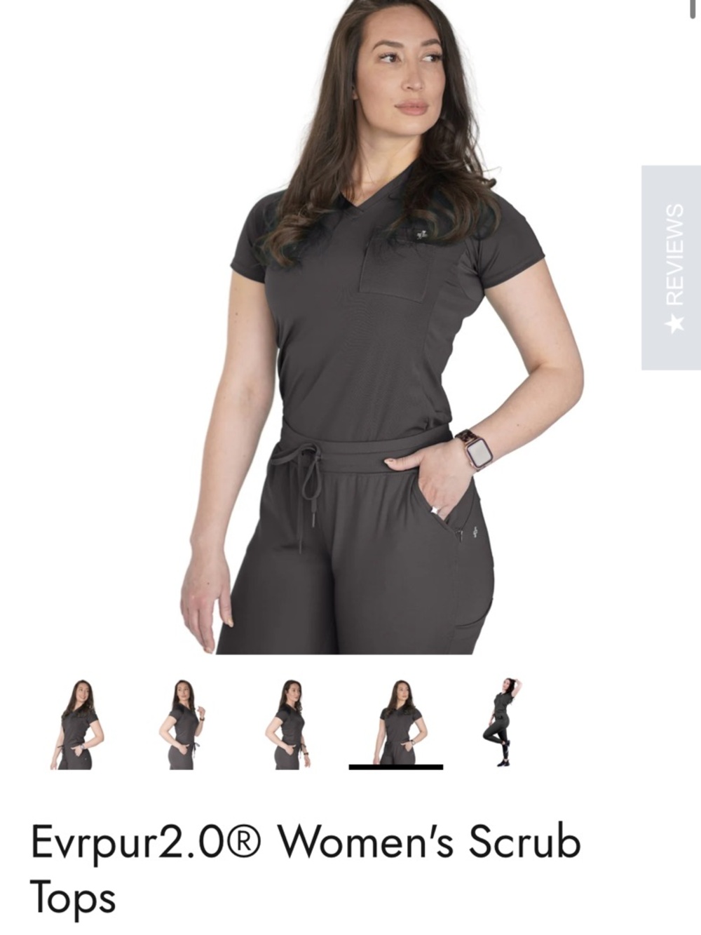Women’s Scrub Top and joggers in black - Professional Fit